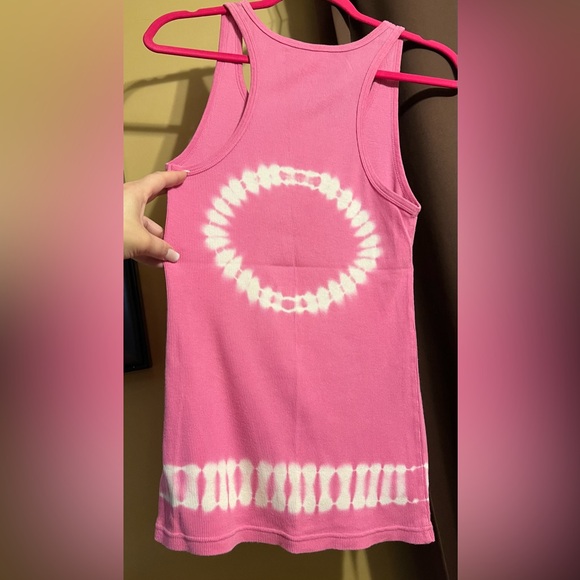 VS PINK ~ Pink Tank w/ Dog & White Tie-Dye - Picture 2 of 11